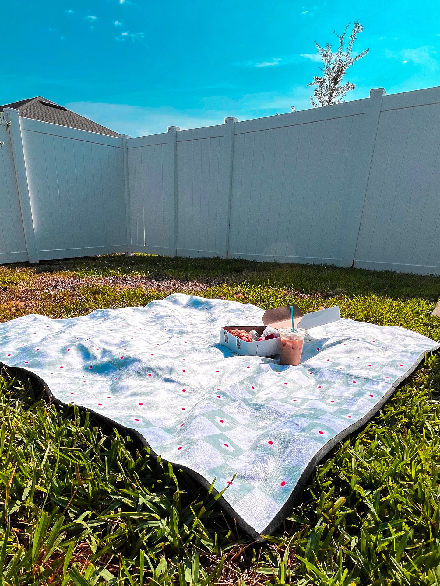 Beachside Blooms Picnic/Play Mat
